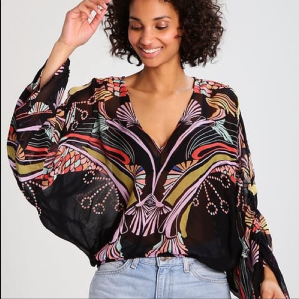 Free People Beneath The Sea Kimono Top. Size M